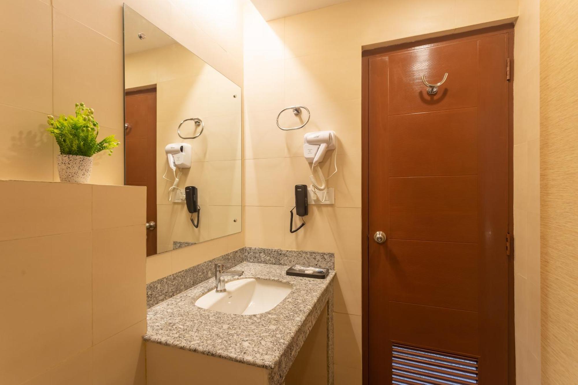 Hotel Crystal Pashupati Katmandou Extérieur photo