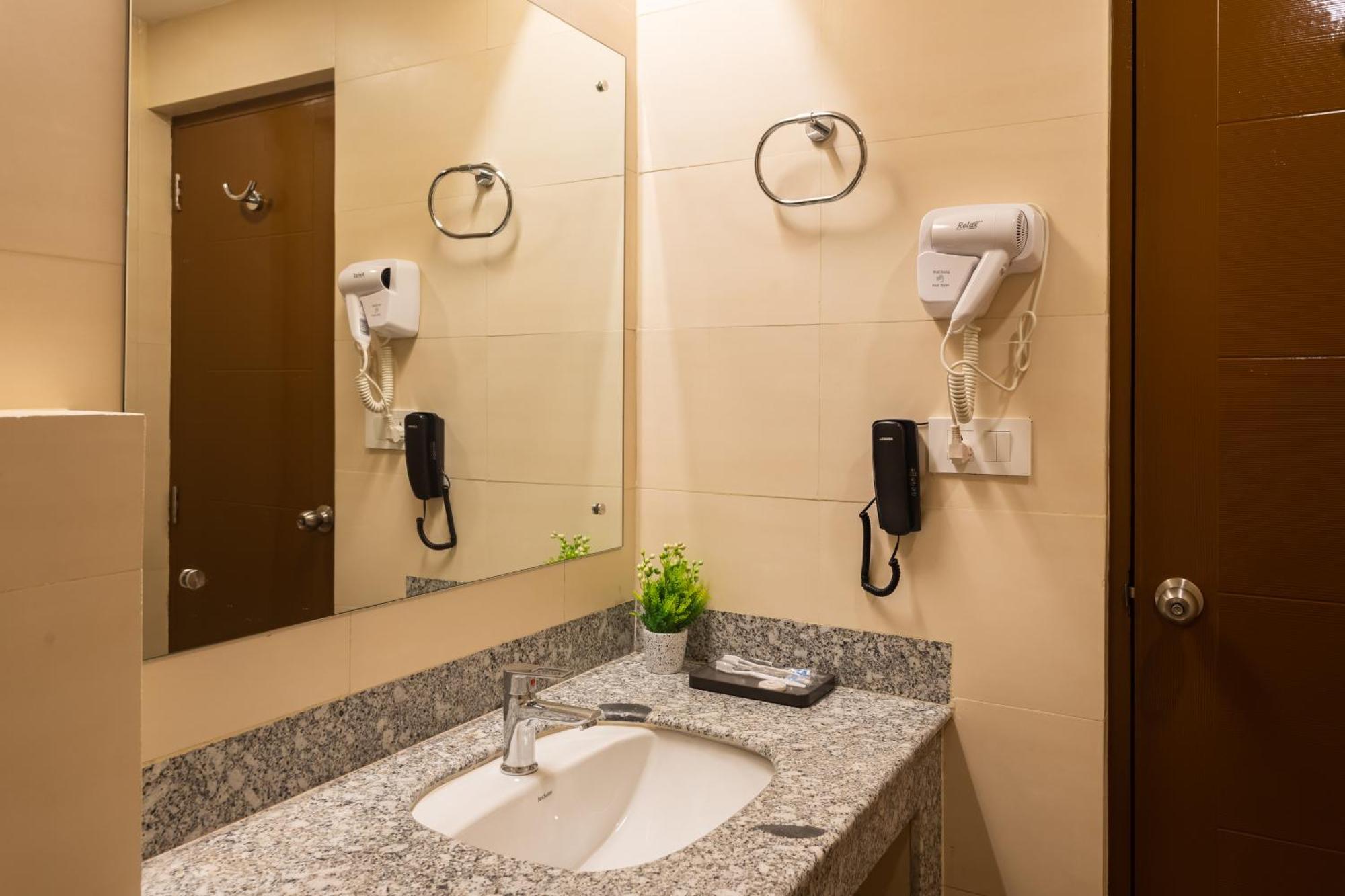 Hotel Crystal Pashupati Katmandou Extérieur photo